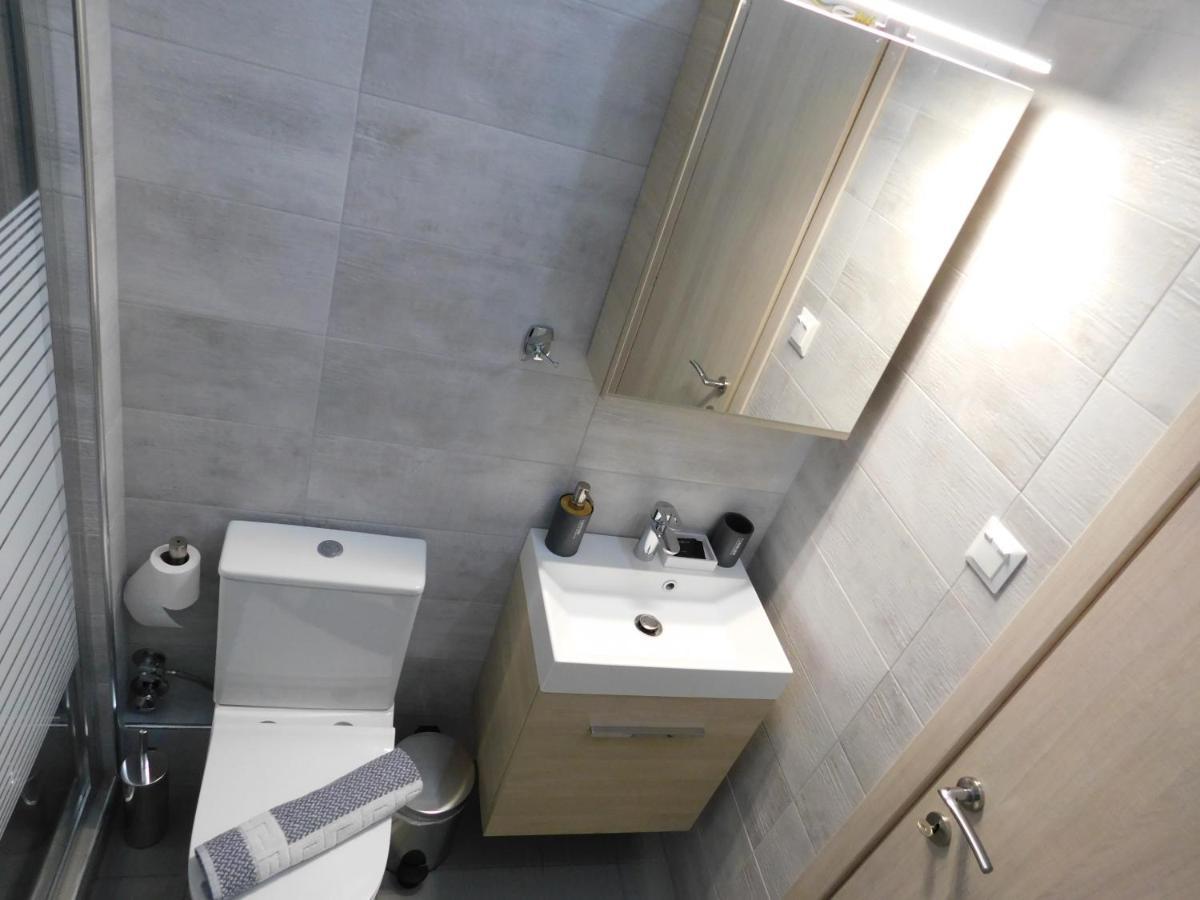 וולוס Helena'S Apartment מראה חיצוני תמונה
